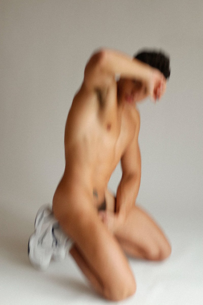 let’s normalize being a slut &amp; a hopeless romantic at the same time