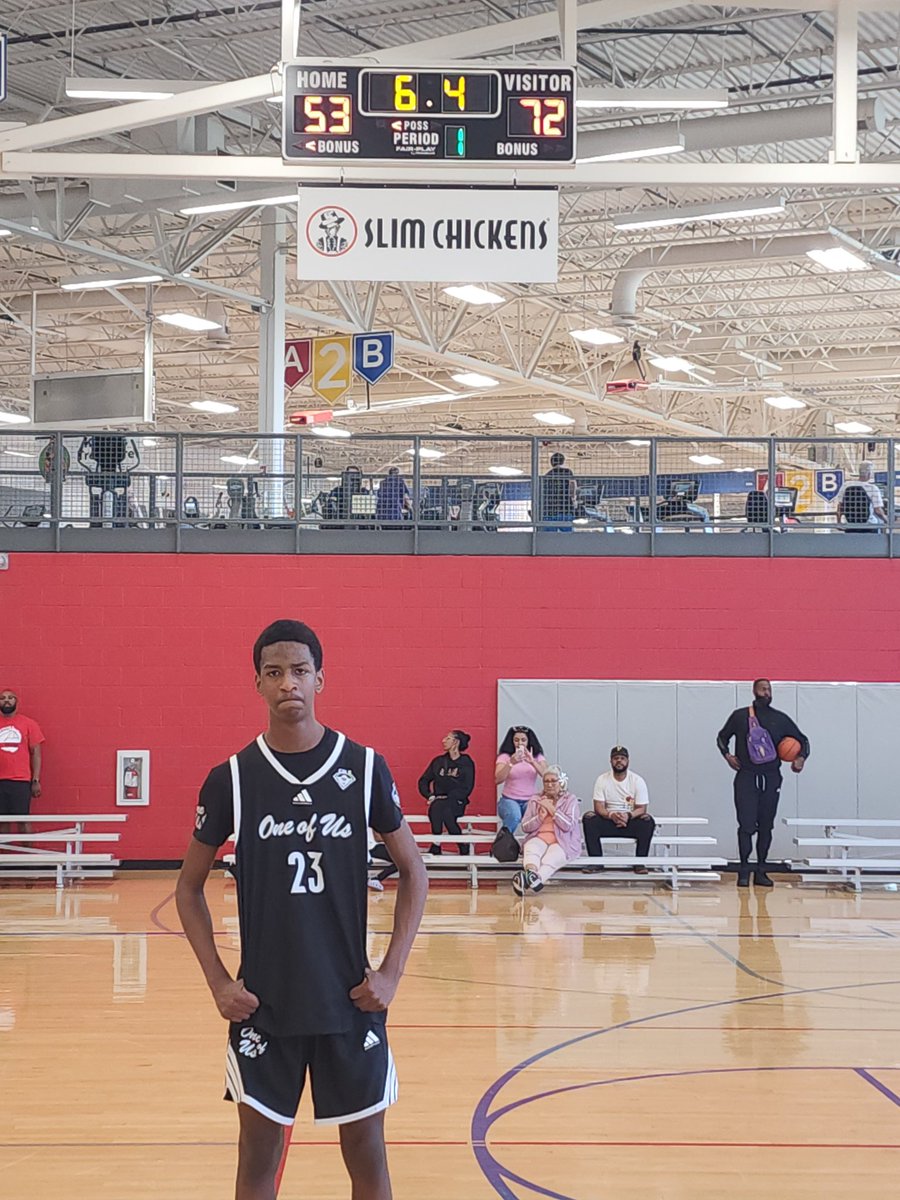 therealcoachv's tweet photo. London Smith/2028/Team One Of Us/Wichita Southeast High school..28 pts in his debut..6'3 guard. @RL_Hoops @RL_HoopsKS @PrepHoopsKS @810varsity @DruryMBB @UCOMBB @OkieBall_1 https://t.co/JKgQ0SzoG0