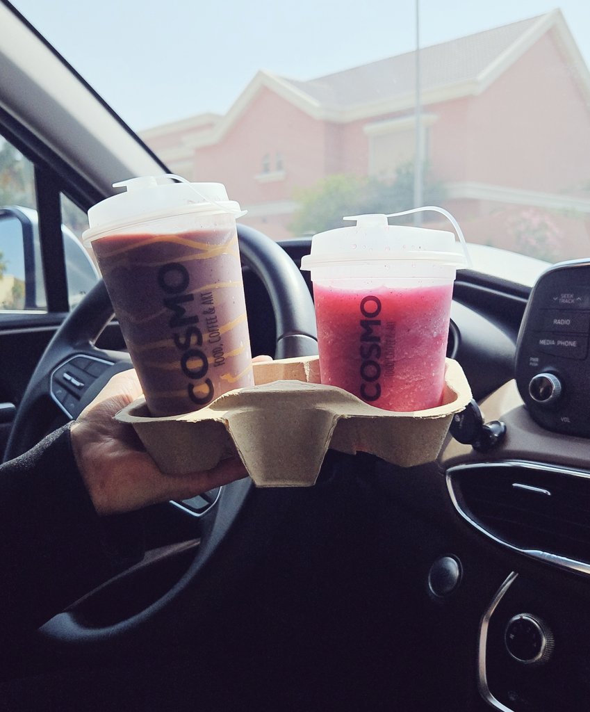 بدون فلاتر ✨✒️

أَملحُ العلاقات تلك التي تبدأ دون تخطيط وتمضي دون تكلّف لـ تعزف مع انسياب اللحظات سمفونيتها الخاصة بها..! 
فـ لا مواعيد مُحددة ولا حوارات مُنمّقة ولا تتطلب منك ارتداء المزاج المناسب لها ..!

تلك الأكثر صدقًا والأدوم مودةً والأبهى حضورًا 💛