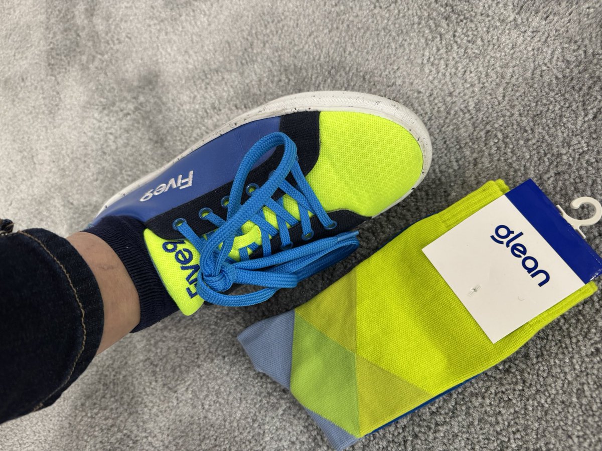 A perfect match for my #Five9 kicks. Thanks <a href="/glean/">Glean</a> for the socks at #GoogleCloudNext !🙂