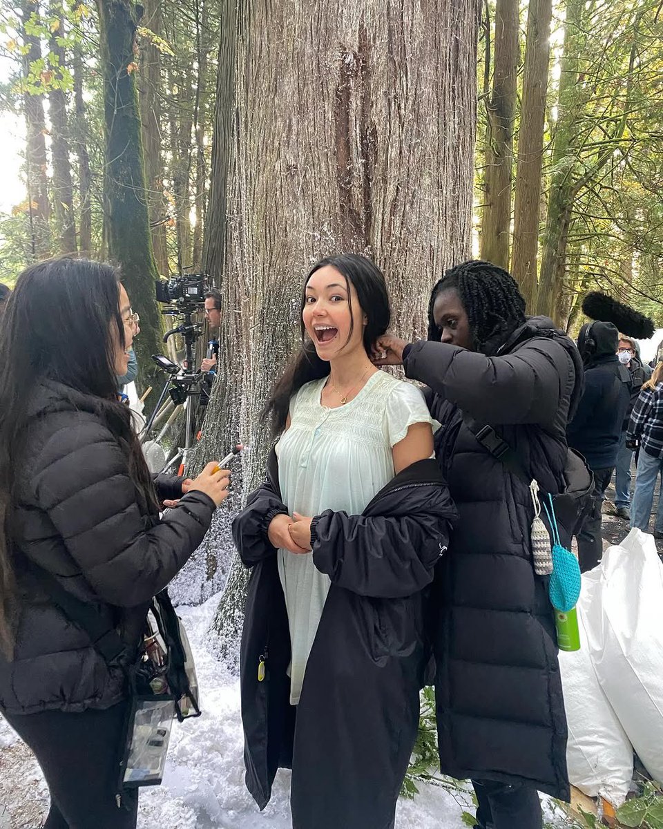 alexa barajas source tweet media