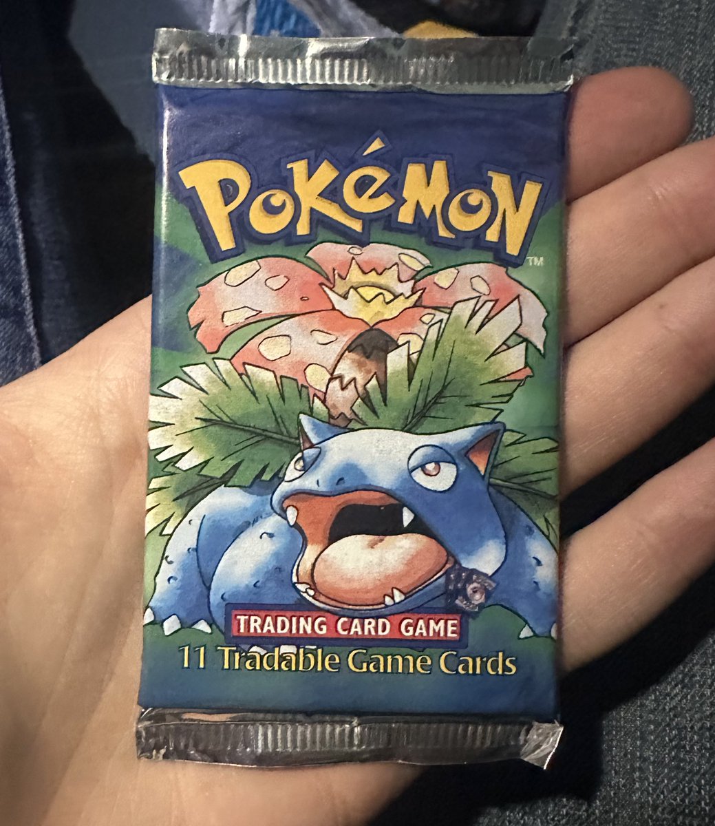 ranaltboo's tweet photo. Guys you’ll never fucking believe what I just found at an antique store… 

And for like an insanely low price I can’t believe it 

Do I do a subgoal to open this on stream https://t.co/YEagY9NHHS