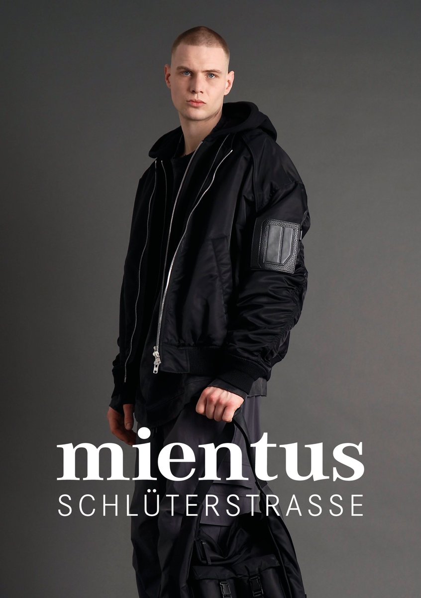 StephanMientus's tweet photo. mientus LOOKBOOK 90 featuring Aaron Frommann
#aaronfrommann https://t.co/TiZQ8WZd79