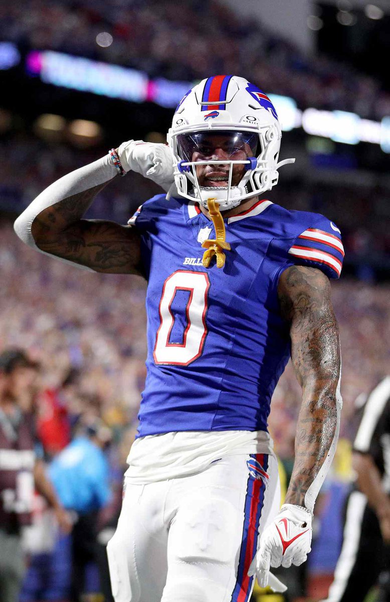 tyrone_mo1's tweet photo. We are extending @tyrone_mo1 to a 3 year max contract. Superstar ⭐️ WR is here to stay https://t.co/IlCoJOhKFC