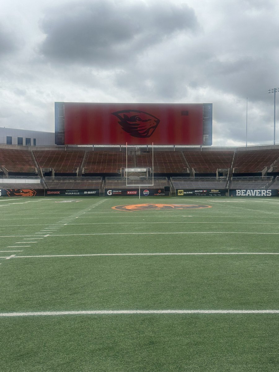 Trisshon Wright (@trisshon) on Twitter photo Great time visiting <a href="/OregonState/">Oregon State University</a> campus today!! #GoBeavs <a href="/CoachAJCoop/">Coach Coop</a> <a href="/JRMoala/">Coach JR Moala</a> <a href="/CoachBriscoeWR/">Coach Briscoe</a> Great time visiting <a href="/OregonState/">Oregon State University</a> campus today!! #GoBeavs <a href="/CoachAJCoop/">Coach Coop</a> <a href="/JRMoala/">Coach JR Moala</a> <a href="/CoachBriscoeWR/">Coach Briscoe</a>