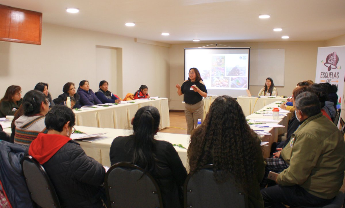 migabolivia's tweet photo. ✨Escuelas que Nutren✨ un proyecto que pone en valor el Patrimonio Alimentario para transformar los hábitos saludables desde la educación.

Primer taller de introducción al Patrimonio Alimentario y construcción participativa. Para más info, ingresa a: https://t.co/oivAzK6NVi https://t.co/33FAc7uQ62