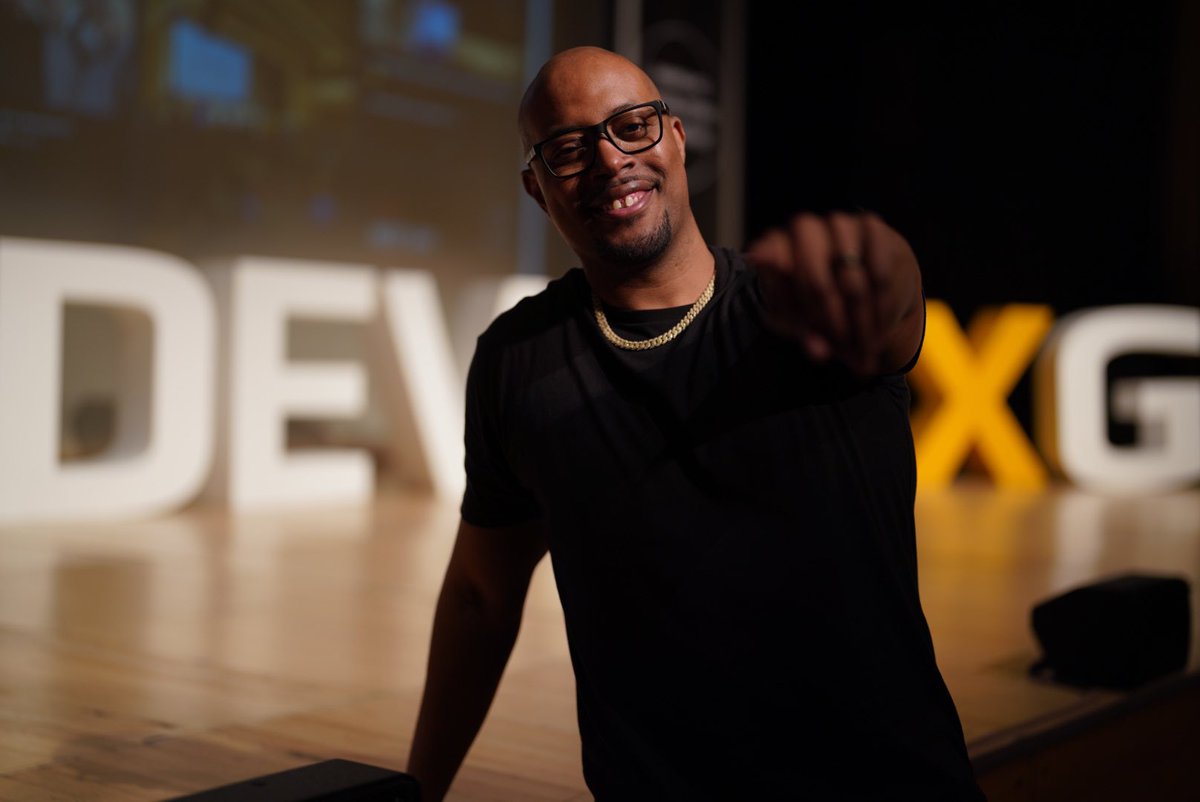 marktechson's tweet photo. Incredible time at @DevoxxGR! I canโt believe that I got to grace the stage in the BEAUTIFUL country of Greece ๐ฌ๐ท.
Shout out to the #DevoxxGR team for a fantastic conference and supreme experience. https://t.co/9ua86BQrHh