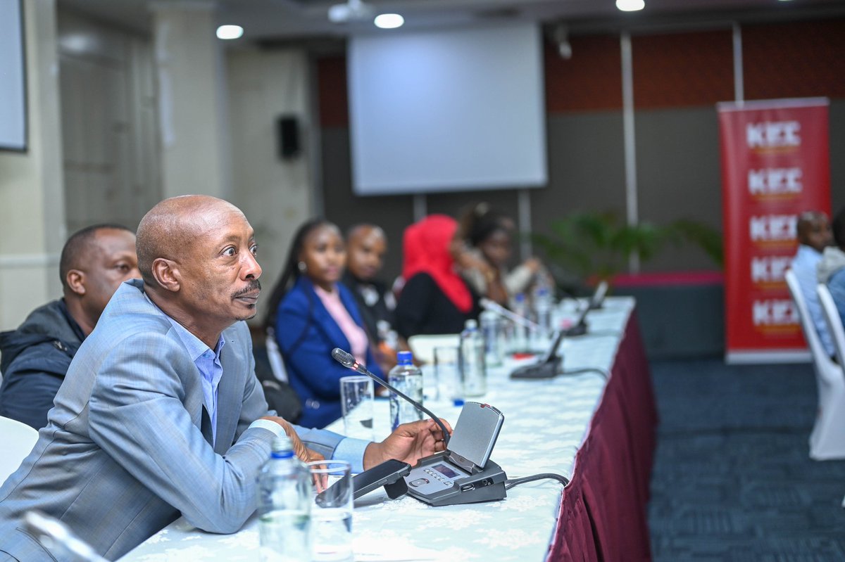 AdanHDuale's tweet photo. I had the distinct honor of joining the CEO of KICC, Mr. James Mwaura, and the esteemed leadership team of KICC in high-level discussions centered on strengthening KICC’s commitment to fostering meaningful partnerships with its partners... Read more https://t.co/7A0WFkNXEb https://t.co/bs4M80udQ8