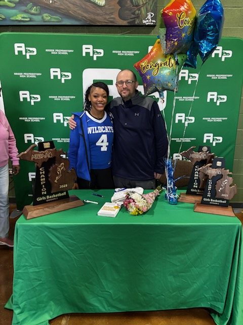 APGators's tweet image. Today was another great day to be a Gator! Senior Jourdin Lewis signed to continue her basketball career at Wayne County Community College. Congrats Jourdin! #freeeducation