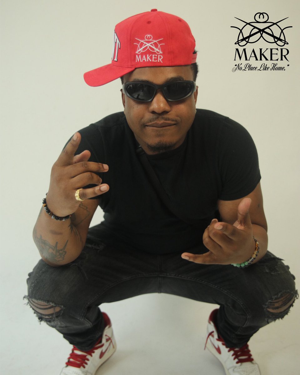maker__stl's tweet photo. @zosaLLK for MAKER. - “No Place Like Home.”

-

a culmination of culture, prestige, &amp; regality. representative of one of the premier cultural havens in the world through its attention to detail &amp; meticulous craft.

-

The “Saint” Hat, Refined.
available to purchase now. https://t.co/2bQzKhVw3Z