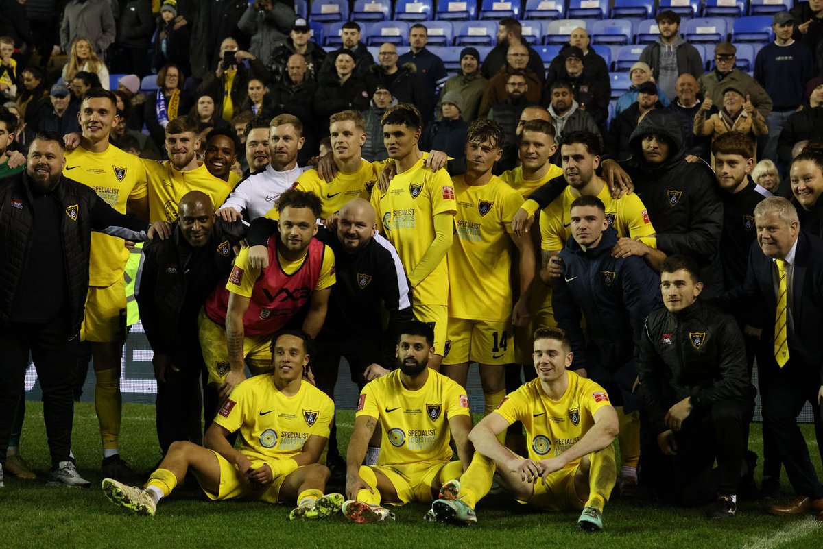 Harborough Town FC 🐝 tweet media