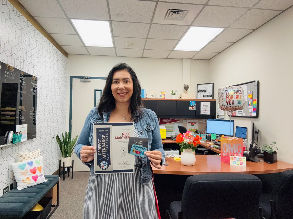 Nely Maicher tweet media