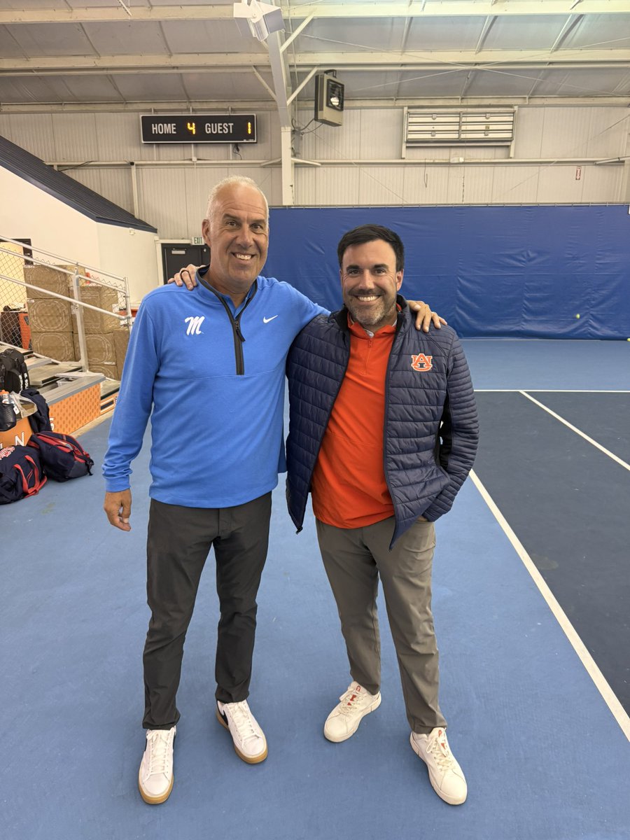 paris_buchanan's tweet photo. This guy gave me one of my first jobs within college athletics, and I’m forever grateful. 

Congrats to the legend @MarkBeyers on one heck of a career. The SEC will miss you on courts! https://t.co/bL8etzeaIA