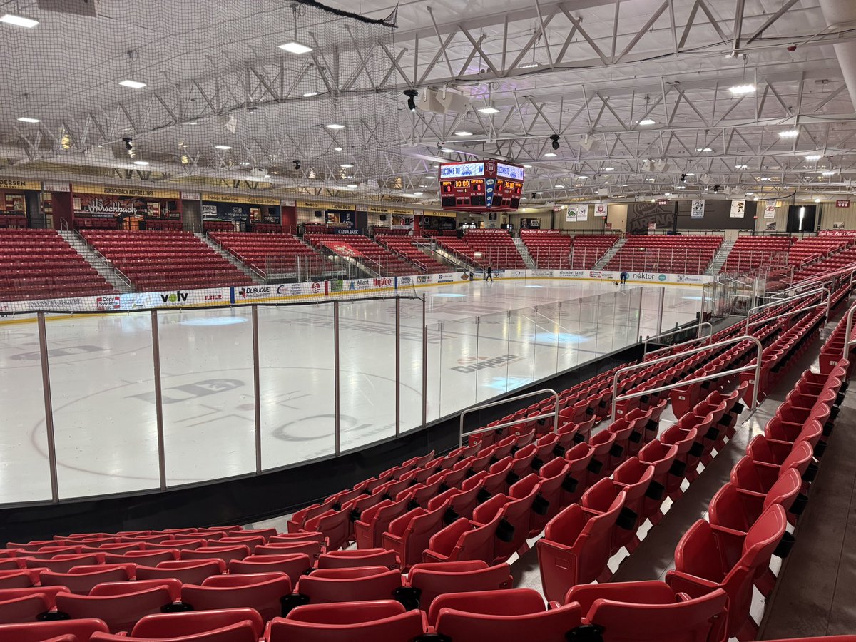 Saints vs Capitols

A bye is still up for grabs in Game 61 for the Fighting Saints. Caps hold the tiebreaker with both teams tied at 81 points. Two wins this weekend and Dubuque gets a bye. 

Huge tilt on Eagle 102.3 and FloHockey at 6:45 CDT.

#Fighting15 #HalosHigh
