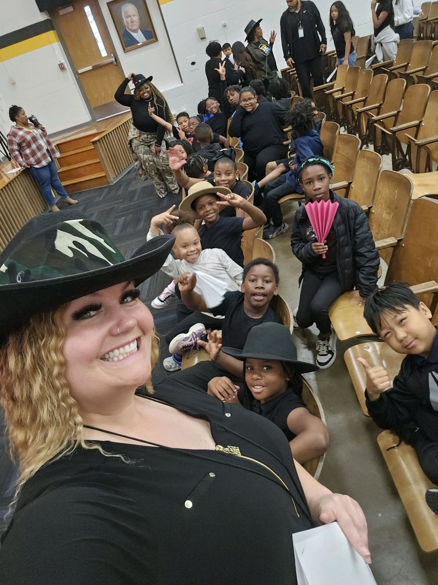 SSConner Library tweet media