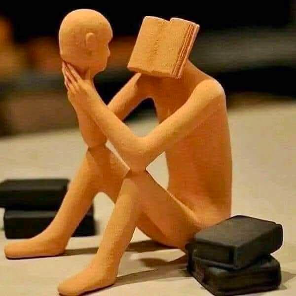 "إقرأ نفسك جيداً، ثم انتقد غيرك."