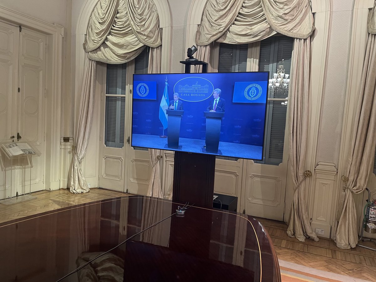 Viva la libertad carajo!