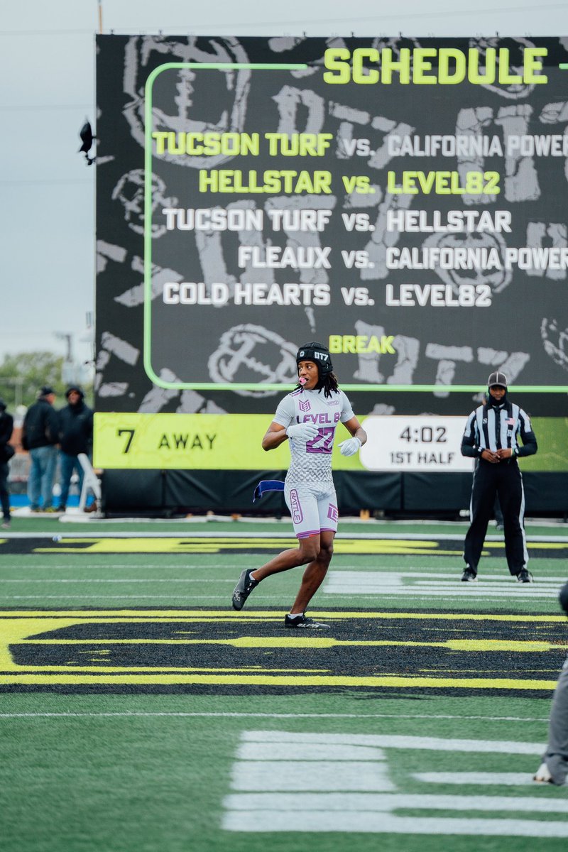 EltoninoHickss's tweet image. Had A Great Weekend With @Level82_7on7 
Went 5-0 Onto Ot7 Playoffs!!

@CoachNeh @TorreySmithWR @EdOBrienCFB @BrianDohn247 @On3sports @RBSGridiron