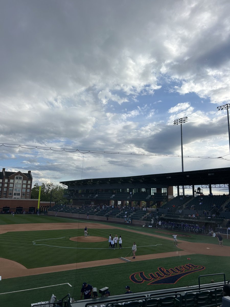 📍Plainsman Park — We’re set for a big series between No. 9 Auburn and No. 3 LSU. I’ll have you covered tonight for ⁦<a href="/WEGLSports/">WEGL Sports</a>⁩.