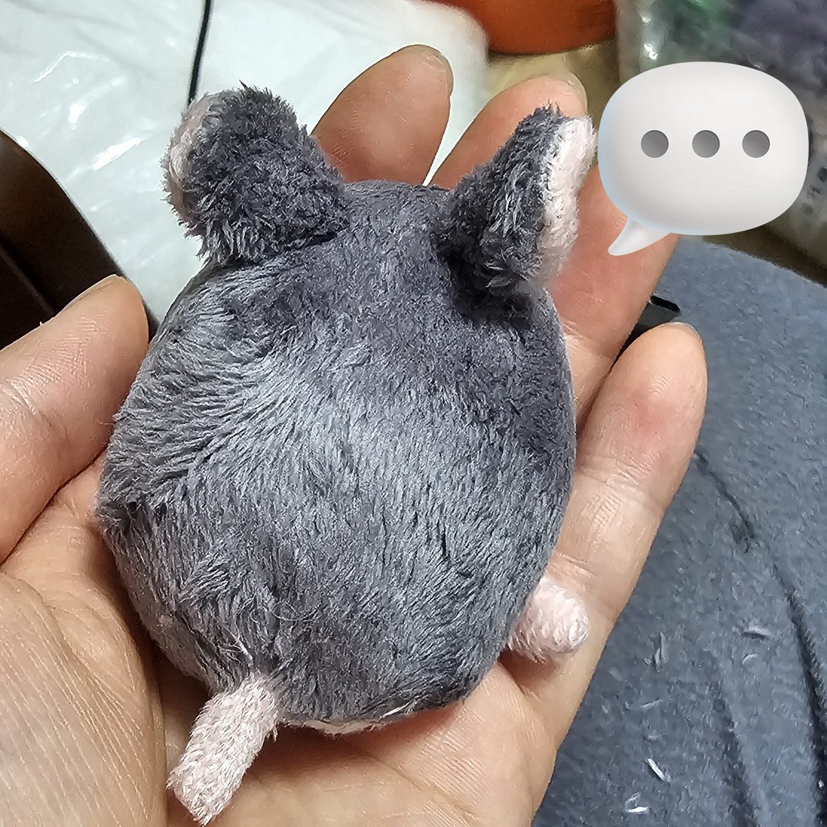 lattattta's tweet photo. 💥RT+팔로우이벤트💥
오늘 햄찌의날이라니 참을수없지
아직 시행착오중인(..)햄찌인형을 만들어드림니다 저거랑 쫌 다를수도 있을듯,,
색깔은 자유에요,,
발표는 16일하겠어요 https://t.co/fmF9U4SNG0