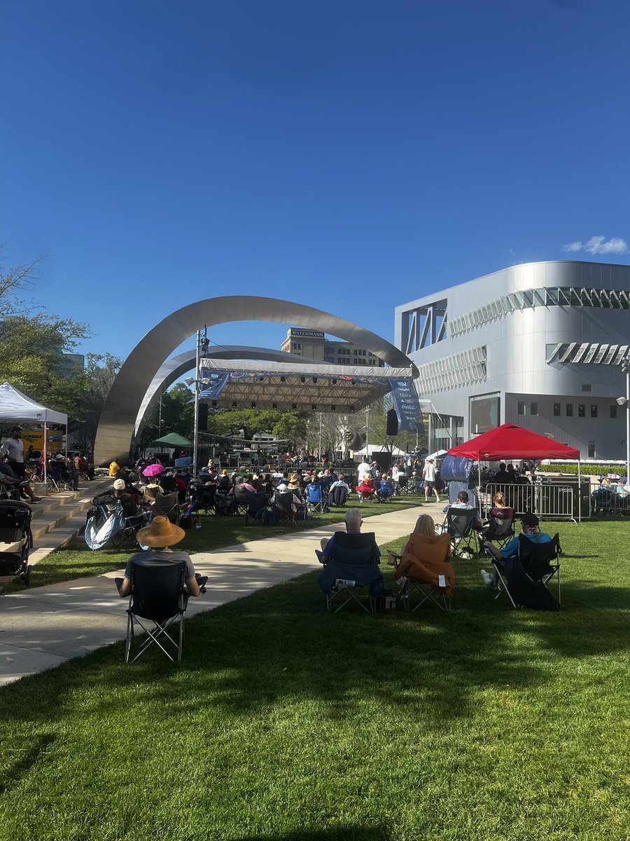 DeonGuillory's tweet photo. Perfect day for #LiveAfter5. On stage now is Zach Edwards &amp; The Medicine. Later, Pocket Chocolate. Come joins us downtown @WAFB https://t.co/Z2uzOaufzl