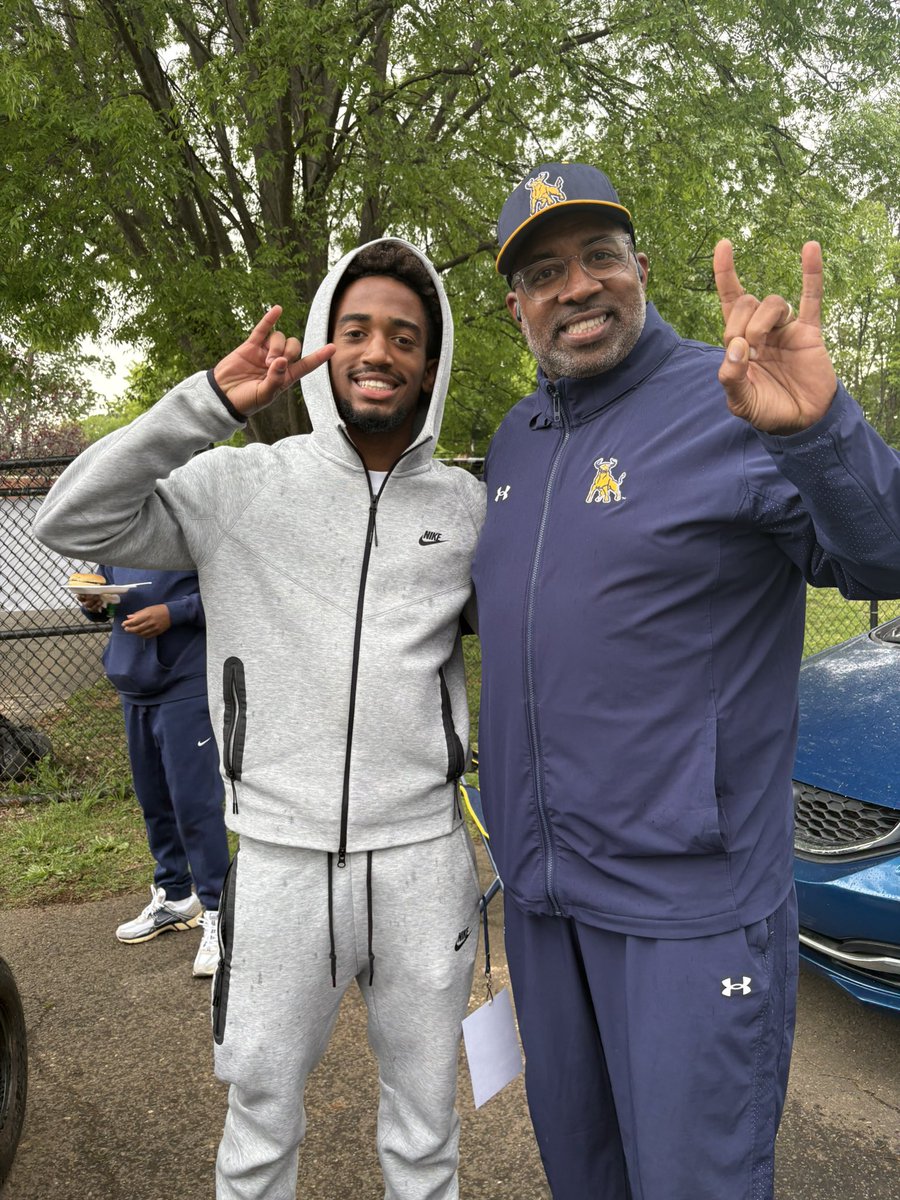 Gfrm704's tweet image. Thank you @JCSUFootball and @CoachFlowers for having me at today’s Junior Day! I enjoyed the hospitality as well as the overall experience.
@Dj_Mcfadden11 @CMines20 @CoachRay52 @CoachWebb_704 @coachjameslott @coachworth17