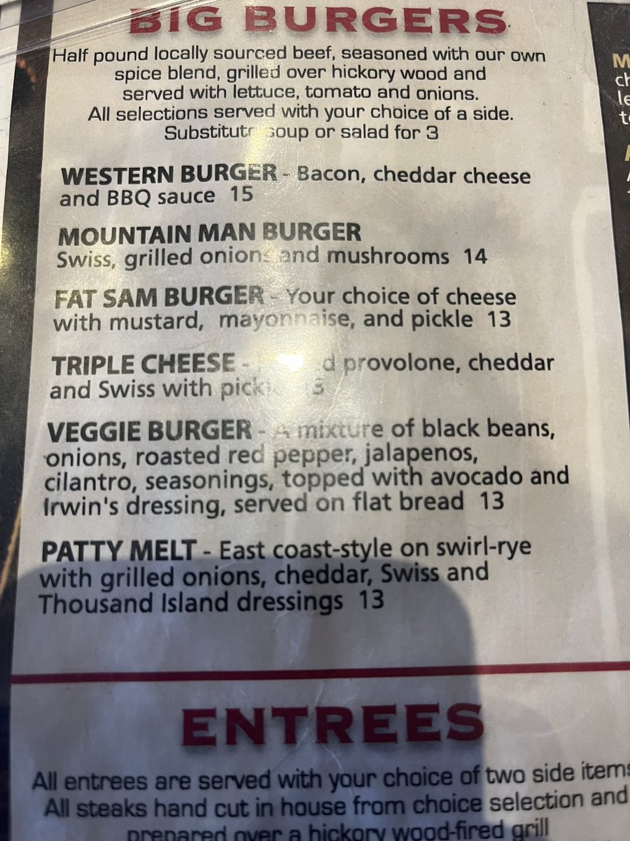 samall3n69's tweet photo. Didn’t know a certain joes manager had her own burger.

#fatsam #lank https://t.co/usWKGRZxhr