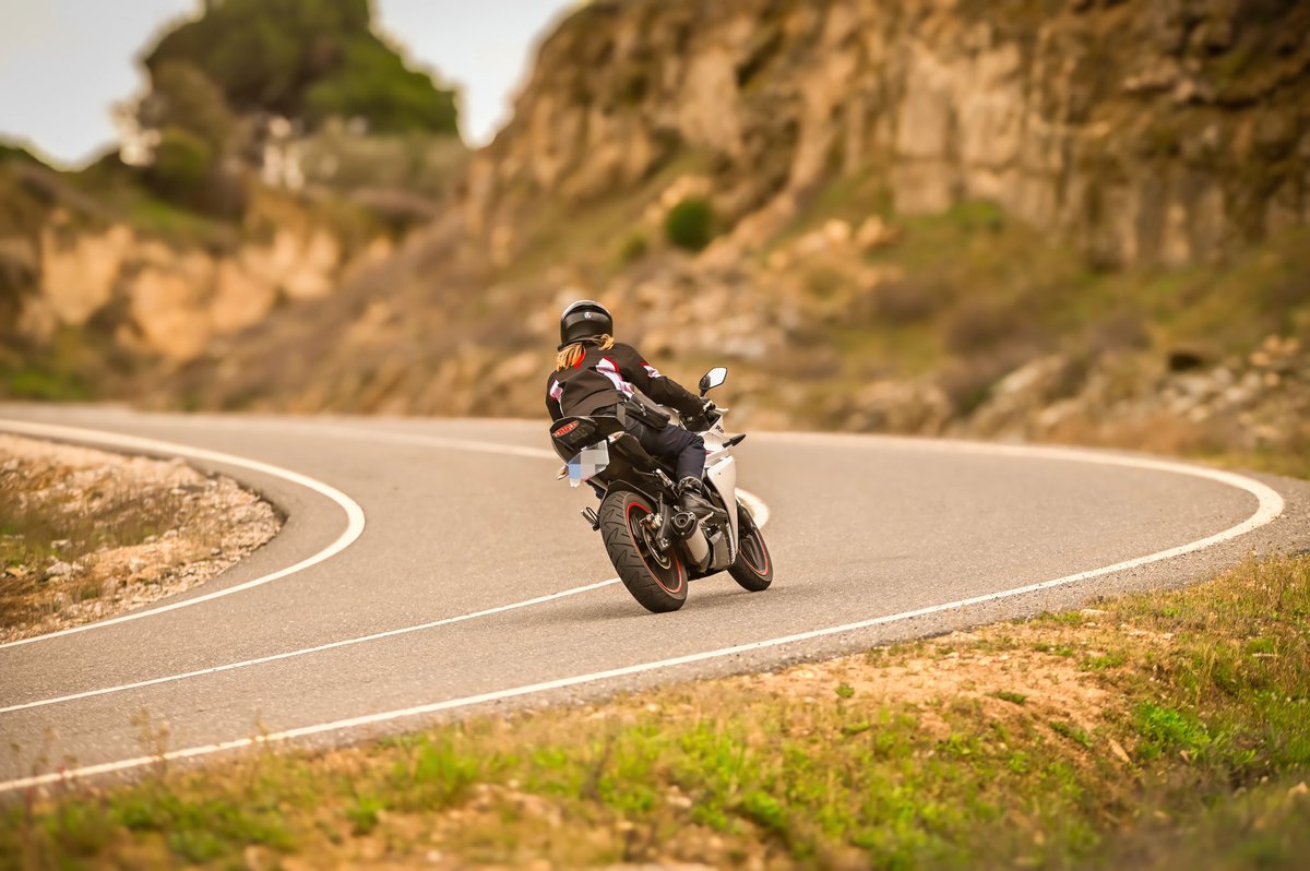 silvertw tweet media