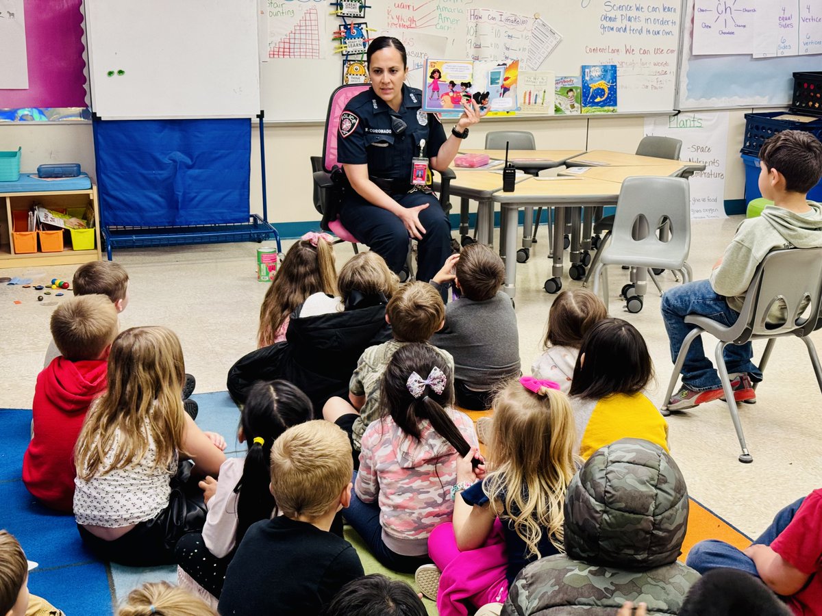 SplendoraISD's tweet photo. SISD Officer Coronado brought safety to life for 125 Pre-K &amp; Kinder students with superhero-themed lockdown books, storytime, certificates, and mask coloring fun! Thank you for keeping our students safe and inspired! 💙 #SplendoraProud #SchoolSafety #HeroInBlue https://t.co/yfjNiOaCBu
