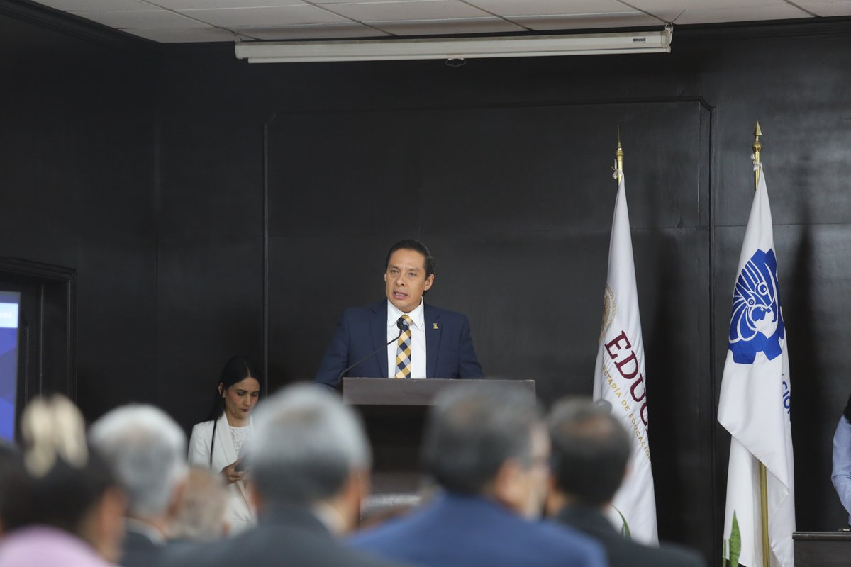 somoscecytem's tweet photo. Esta mañana, nuestro Director General Joel Cruz Canseco asistió a la rendición de cuentas del Director del Instituto Tecnológico de Toluca, Daniel Villanueva Vásquez.
💬 Por una educación con compromiso, transparencia y visión. https://t.co/VD7o7bHIEp