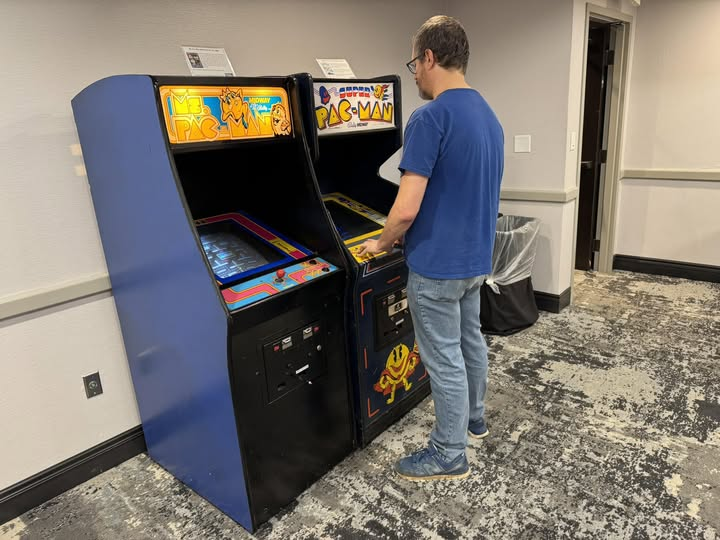 3OldTechDudes1's tweet photo. We got the Pacs dropped off in Indy for the Indy Classic Vintage Computer Expo earlier today. Looking forward to the show all weekend! On the other hand, two full size arcade machines in a danger ranger on the Interstates was an adventure...but it worked! https://t.co/P9iUlmpnUN