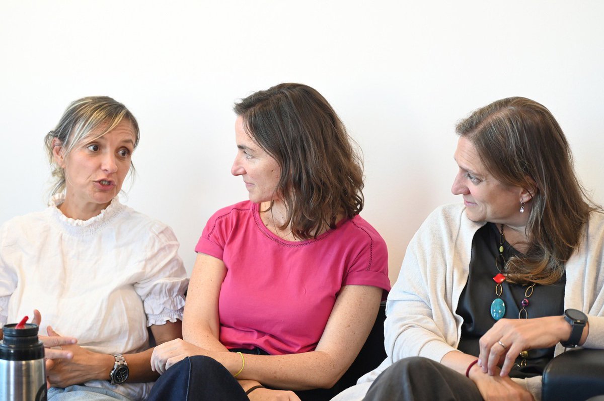 ✏️La campaña nacional de alfabetización en cárceles es parte de las 63 prioridades que estableció el gobierno nacional. 

👥En este marco, se reunieron autoridades de la Dirección de Educación y del INR del Ministerio del Interior y , para trazar las líneas de trabajo.

👉