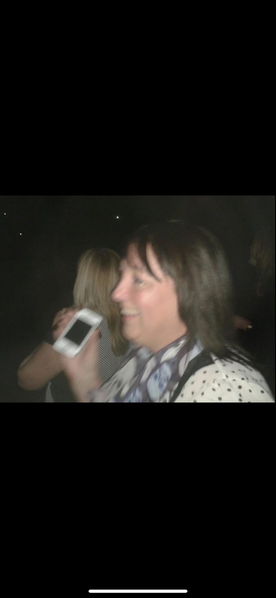 ozwin38's tweet photo. @donnyosmond My mum is turning 60, she has always adored you. She still has a poster of you at home!
It would mean the world if you could send her a birthday message—it would make her unbelievably happy.
Thank you so much. I hope you are well. you’ve brought so much joy to her ❤️ https://t.co/lK19p6xr0O