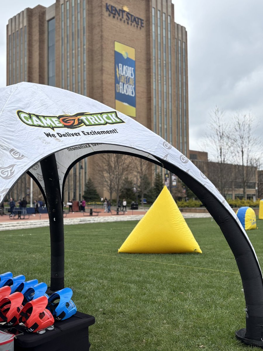 GameTruckNEO's tweet photo. Big thank you to @KentState university for having us out today on campus! 

#GameTruck
#Gellyball
#KentState https://t.co/6z9x0vSeta