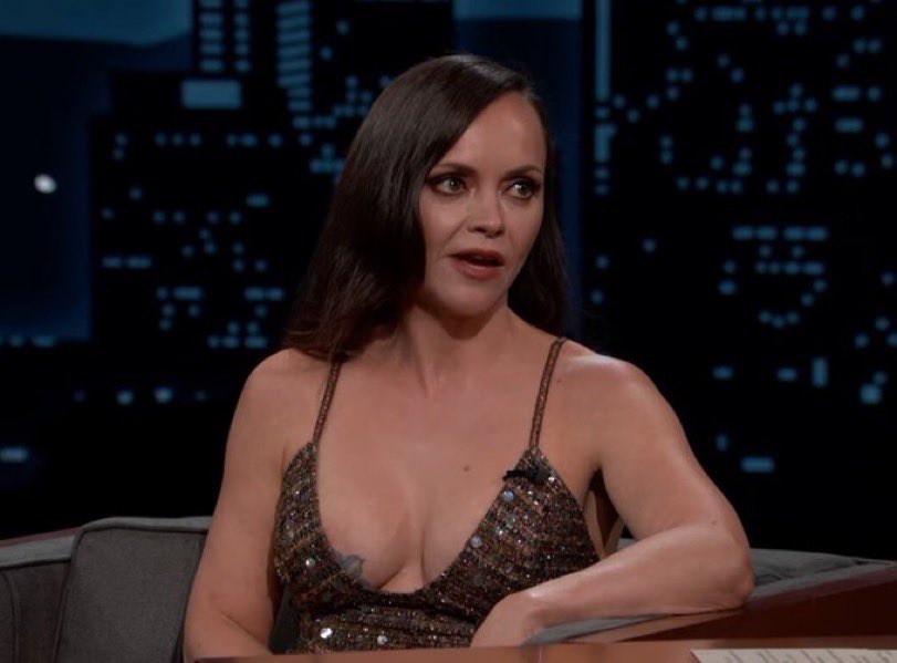 AINT NOBODY LOOKING AT THAT RED DRESS