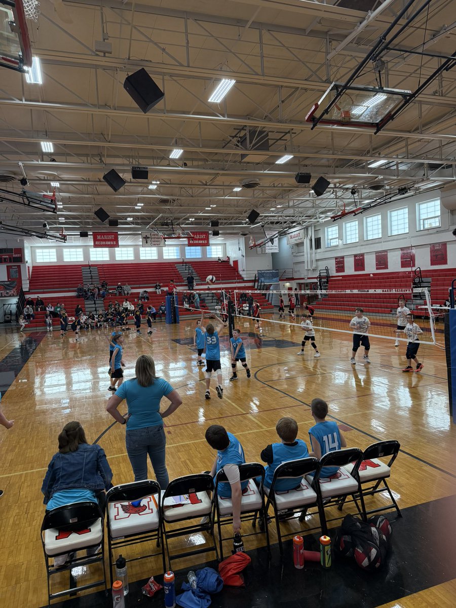 RedHawkVB's tweet image. The 2025 Marist Madness: Grade School Edition is underway!! 5th Grade starting us off with Mt. Greenwood, Sward, Evergreen Park, St. Christina, SJF, and TP #FutureProgram 🏐🏆🤩