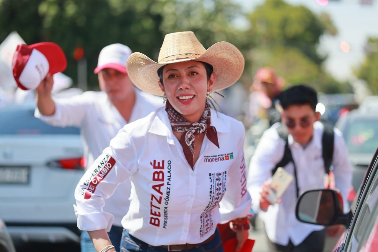 Betzabé Martínez Arango on X: "¡La esperanza del cambio es construir un  Gómez Palacio más justo, con bienestar para todas y todos!  #BetzabePresidenta #LaEsperanzaDelCambio https://t.co/zgAUFlGmUh" / X
