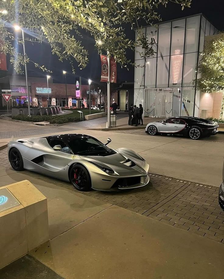 Auto_Porn's tweet photo. LaFerrari 🤤 https://t.co/rHFfyMkmTm