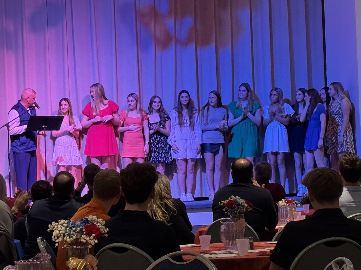 Here are the girls all stars from the East and the West.