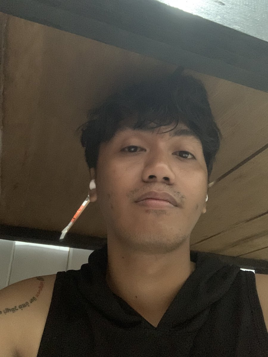 mau menyapa warga twt, kangen ribut² bareng kalian hahaha ada issue hangat apalagi ini?