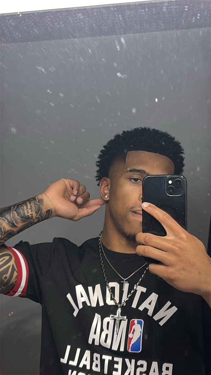 NotJacobJ's tweet photo. Rate this picture? https://t.co/hhWPbR2YXh