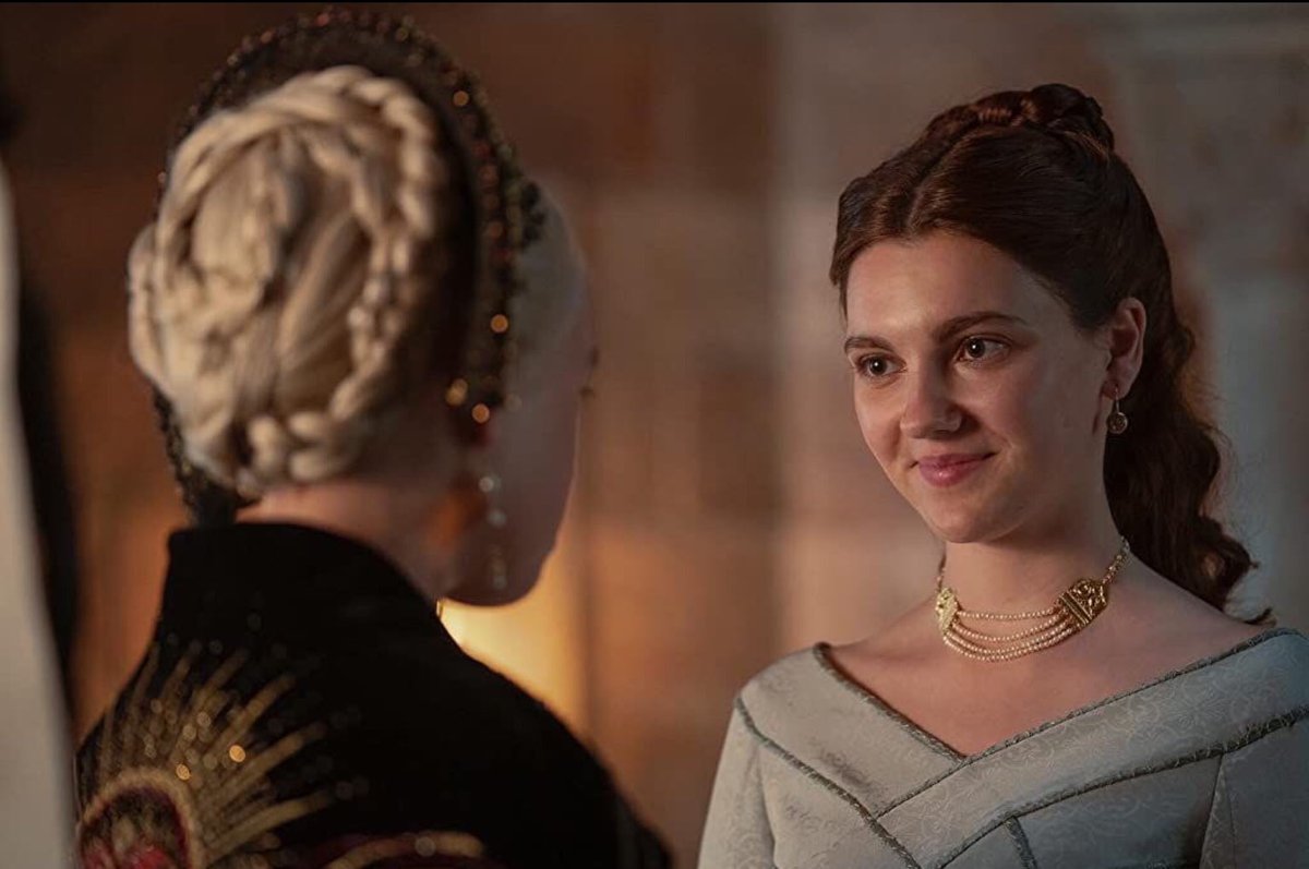 💭 ˚ʚ♡ɞ˚ (@rhaenicentthink) on Twitter photo 