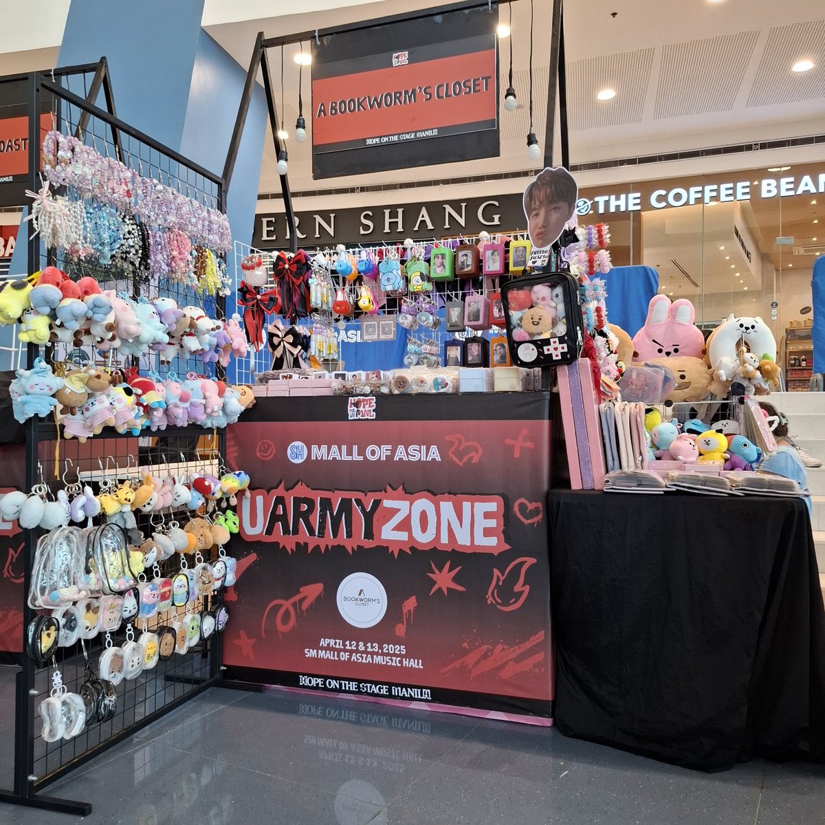 a_bookworms_clo's tweet photo. We're all set for HOPEful in Manila 🫶 Visit our booth here at MOA Music Hall from April 12 to 13. See you, ARMYs! 💜

#HOPEfulinManila 
#HOS_TOUR_Manila #HOPE_ON_THE_STAGE_TOUR_Manila
#ABCEvents https://t.co/loMmGGrv7W