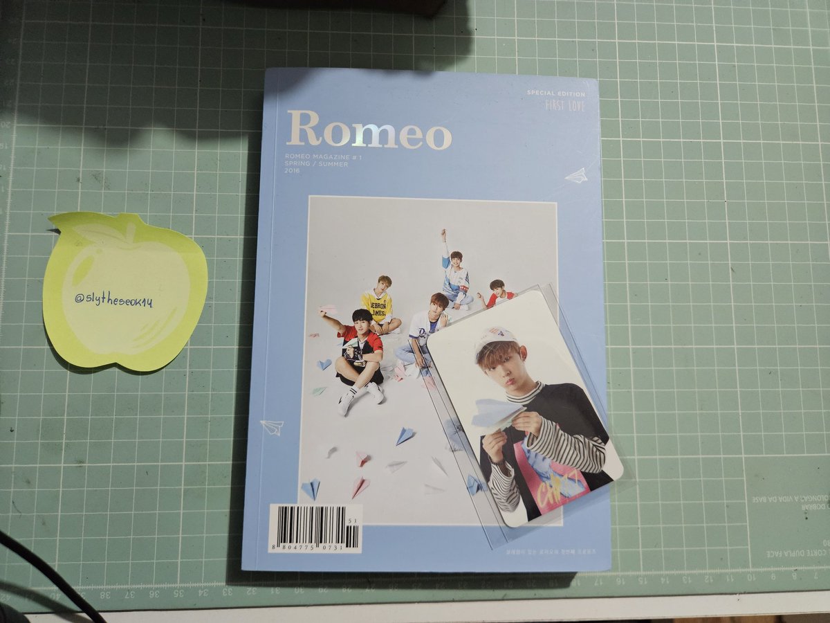 🚨VENDA/VENDO🚨

R$20,00 + frete (superfrete)
• sem avarias
• álbum + photocard 

• mando foto/ vídeo na DM 
🏷 romeo kpop álbum