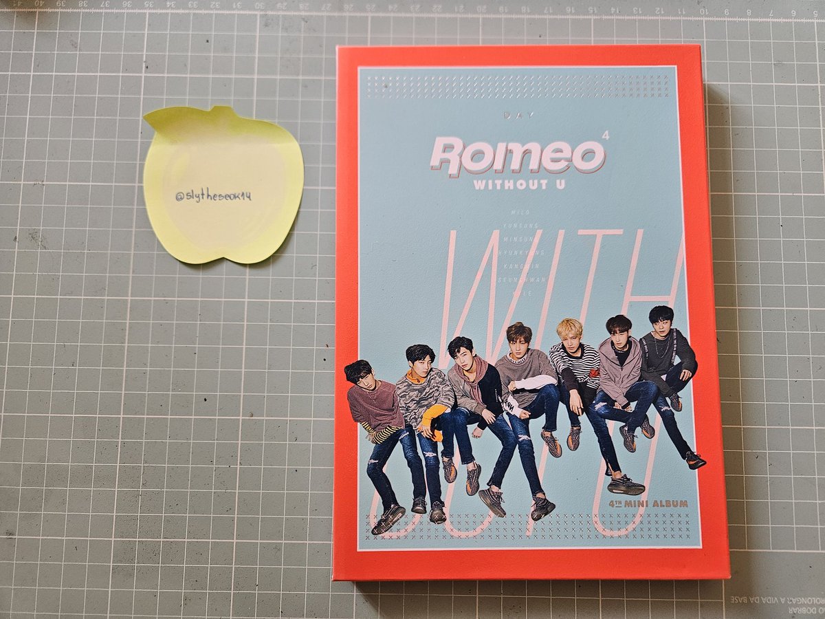 🚨VENDA/VENDO🚨

R$10,00 + frete (superfrete)
• sem avarias

• mando foto/ vídeo na DM 
🏷 romeo kpop álbum