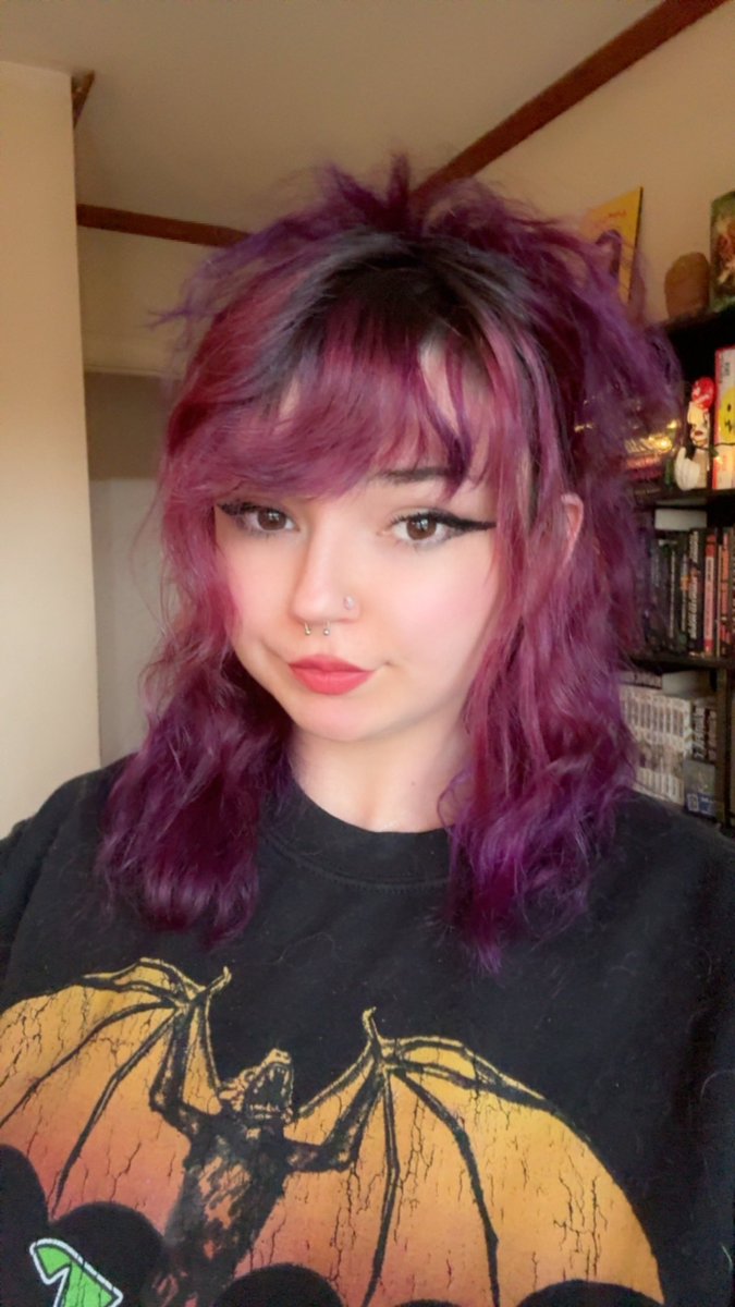 popping in to say hi and I hope you have a good weekend