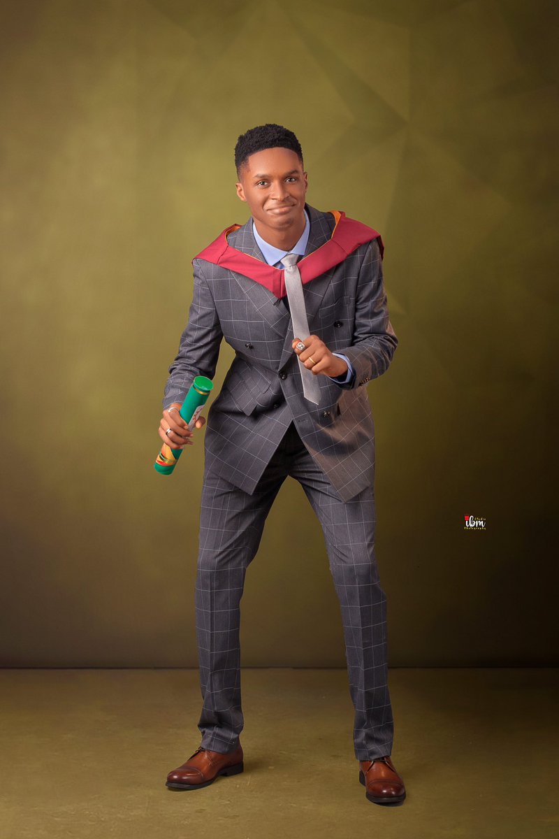 I graduated yesterday with a 4.86 CGPA, 45As, 8Bs—Best in Computer Science &amp; Top 1% of my set.

I didn’t choose Computer Science, life chose it for me. What started with doubt became purpose. From setbacks to scholarships and I found my path.