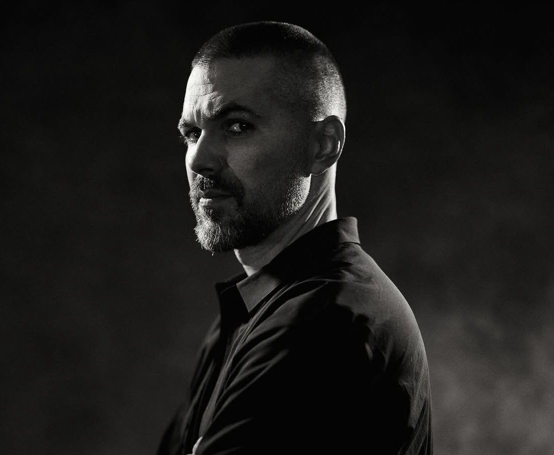 EggersFilms's tweet image. Robert Eggers about the decision to give Count Orlok facial hair in Nosferatu:
“It's a hard pill for some people to swallow. But I also don't care, because there's just no fucking way that this guy wouldn't have a moustache.”