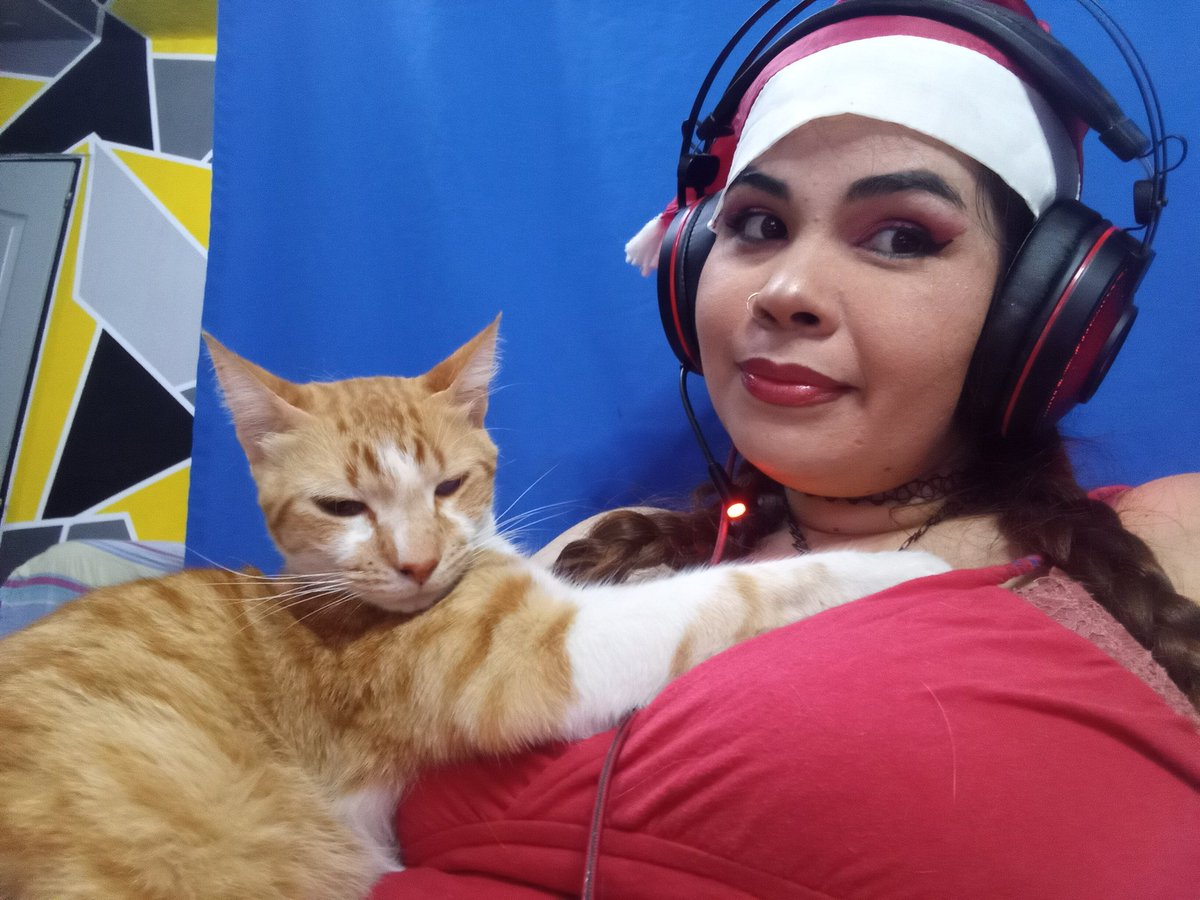 Chombiegirl's tweet photo. Espero que me quede mejor este año. https://t.co/COJFIJs7cB