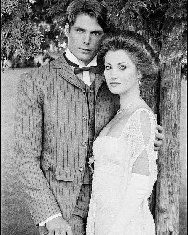 Somewhere In Time / Jane Seymour &amp; Christopher Reeve. https://t.co/vJHZDsEGIf